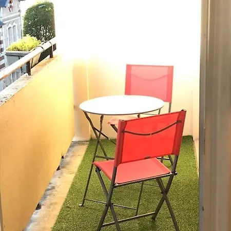 Le Voltaire -2 Chambres- 70M2- Hypercentre-Parking-Wifi Fibre- Nouvelle Literie Tarbes Buitenkant foto