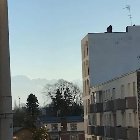 Le Voltaire -2 Chambres- 70M2- Hypercentre-Parking-Wifi Fibre- Nouvelle Literie Tarbes Buitenkant foto