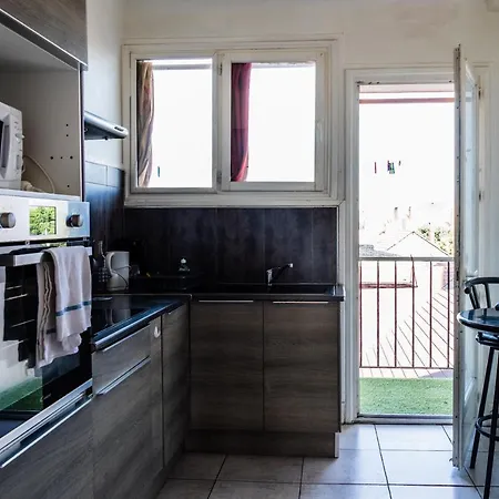 Le Voltaire -2 Chambres- 70M2- Hypercentre-Parking-Wifi Fibre- Nouvelle Literie Tarbes Buitenkant foto