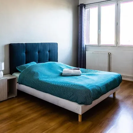 Le Voltaire -2 Chambres- 70M2- Hypercentre-Parking-Wifi Fibre- Nouvelle Literie Tarbes Buitenkant foto