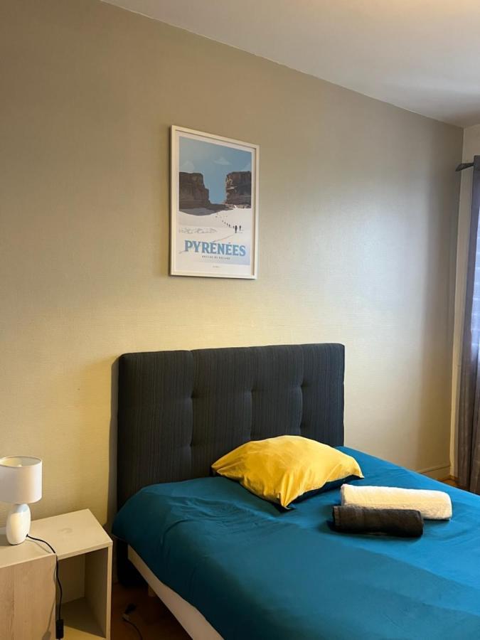 Le Voltaire -2 Chambres- 70m2- Hypercentre-parking-wifi Fibre- Nouvelle Literie Apartment